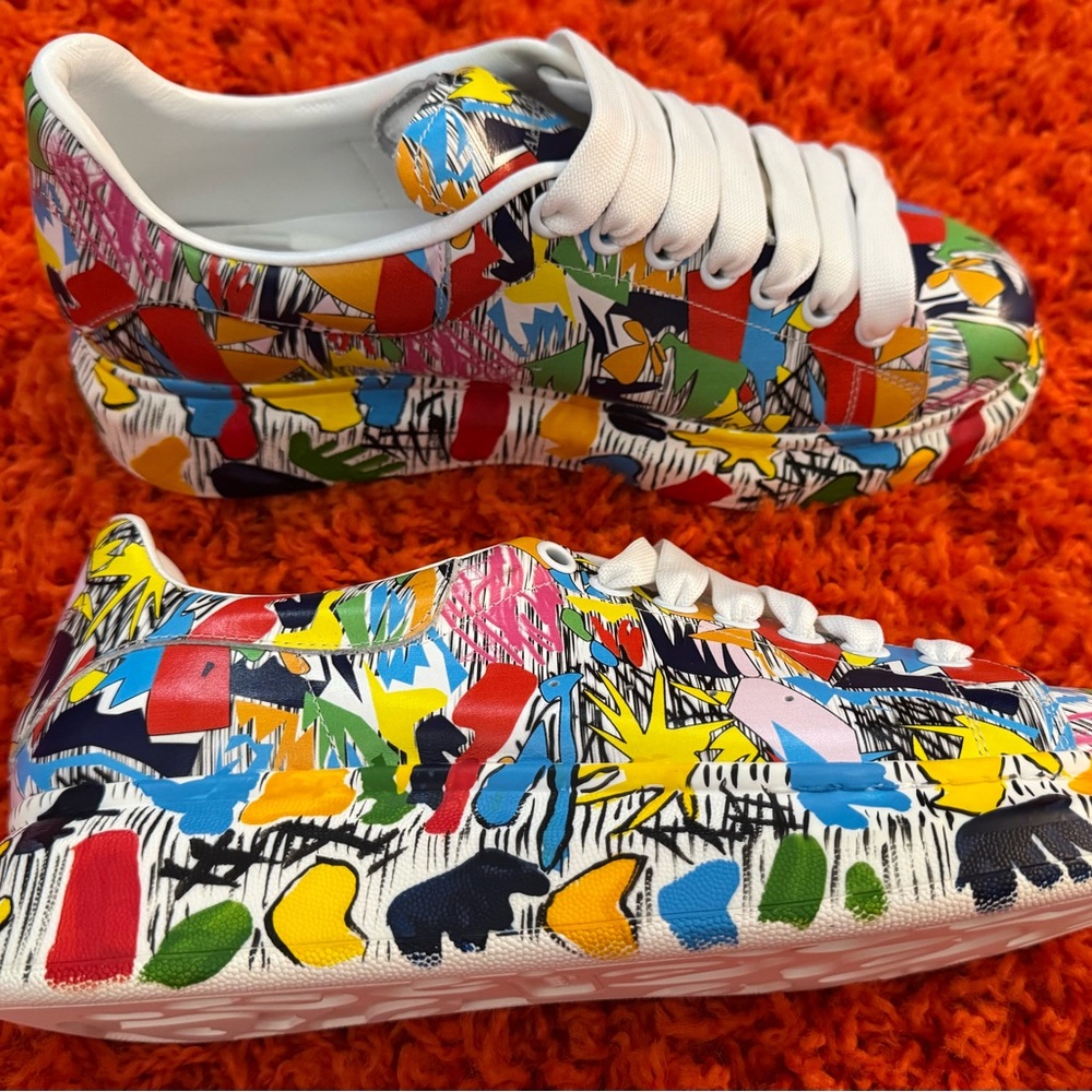 NEW COLORFUL GRAFFITI PRINT LOW TOP SNEAKERS CASUAL SHOES THICK OUTSOLE SZ 40